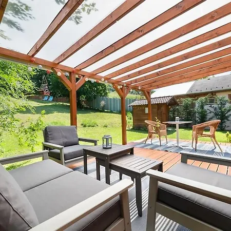 Mannana Haziko Szokolya