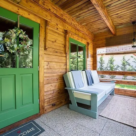 Mannana Haziko Szokolya